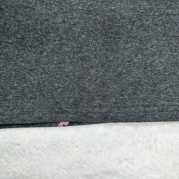 🌺DISNEY STITCH Tshirt - Small - Picture 9 of 12